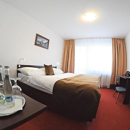 Alexandra Sport Hotel Púchov Esterno foto